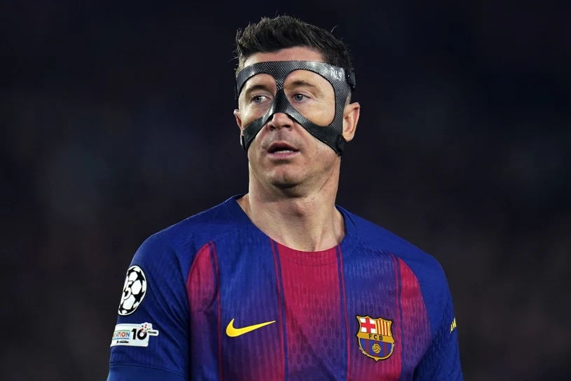 Lewandowski zszedł z boiska, Hiszpanie ogłaszają go bez wahania. Już wygrał