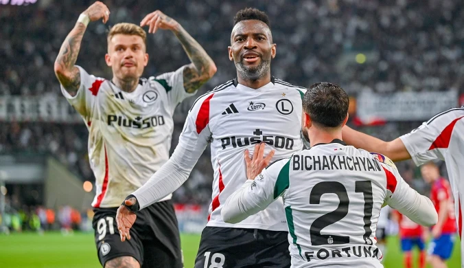 Cios za cios w szlagierze weekendu. Legia ucieka ze strefy spadkowej
