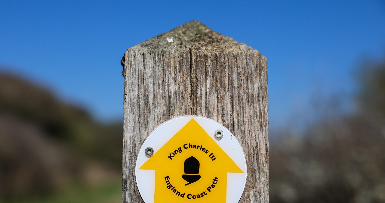 Najdłuższy szlak pieszy wybrzeżem Anglii otwarty. Liczy ponad 4300 km