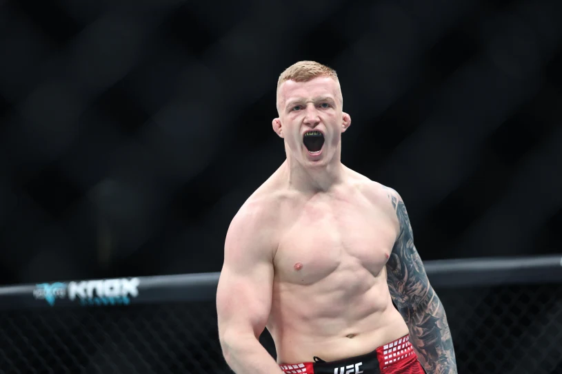 Polski wojownik rzuca świat na kolana, nokaut w 28 sekund. Kim jest Iwo?