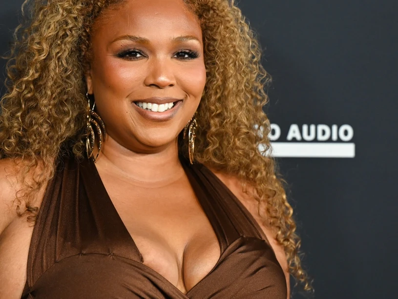 Gwiazda rusza z nowym projektem. "To historia o odnalezieniu swojego głosu"