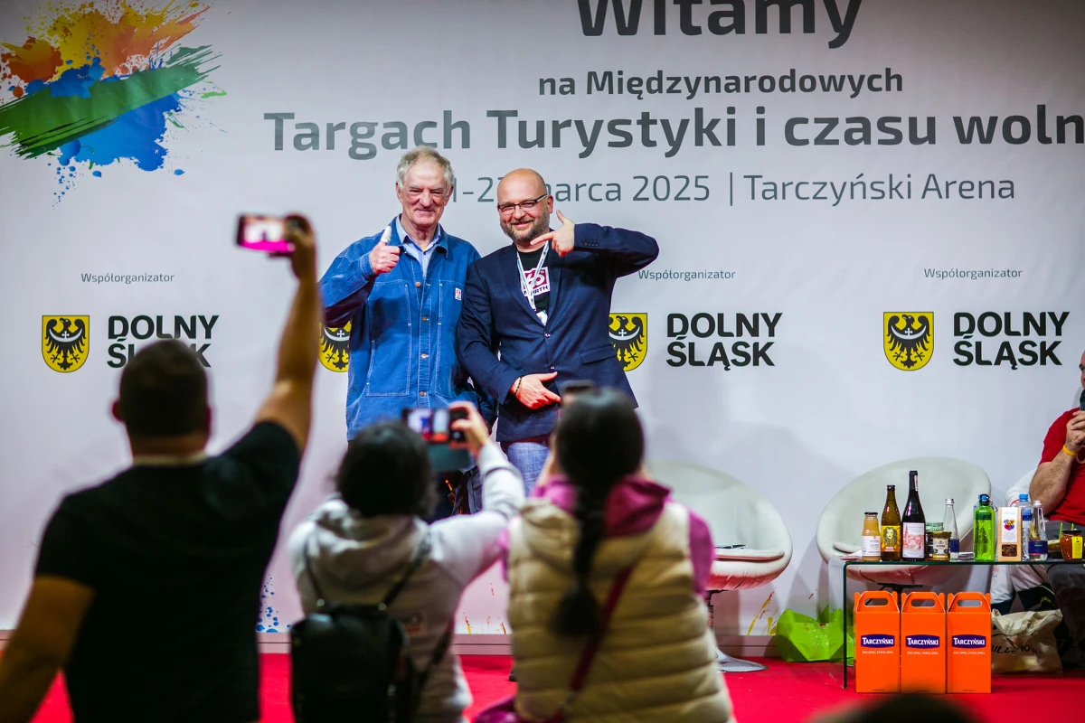 Międzynarodowe Targi Turystyki i Czasu Wolnego we Wrocławiu to jedno z najważniejszych wydarzeń branży turystycznej w Polsce, które od lat przyciąga zarówno profesjonalistów, jak i miłośników podróży. To wyjątkowa przestrzeń inspiracji, gdzie można odkrywać nowe kierunki, planować wyjazdy i poznawać najnowsze trendy w turystyce. Już w dniach 27-29 marca ponownie zawitamy do Tarczyński Arena Wrocław.