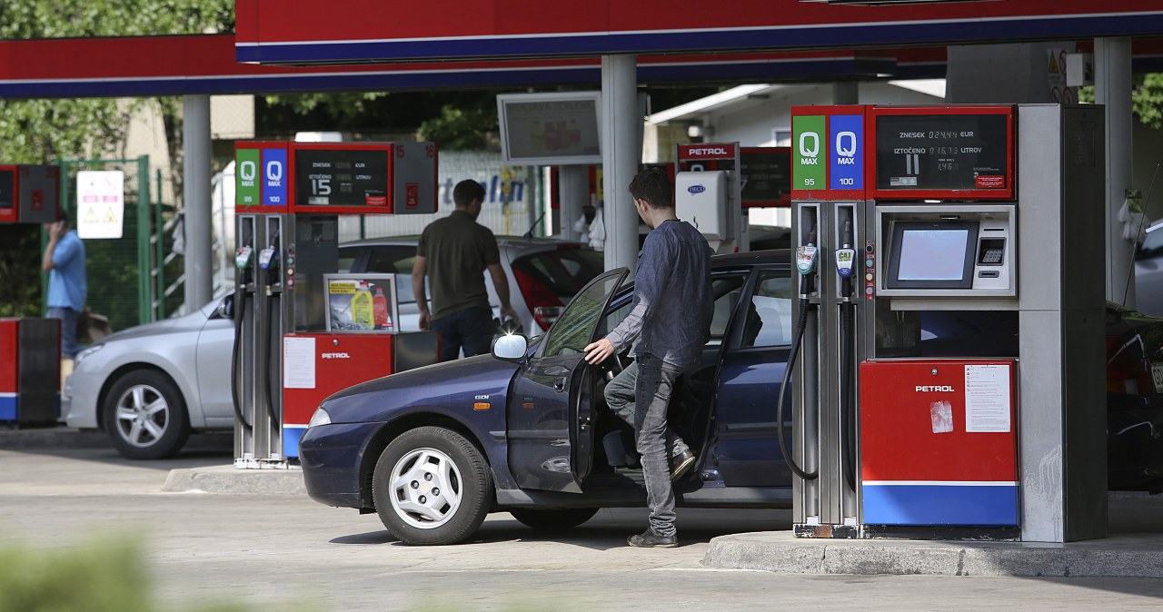 Kolejny kraj wprowadza limity tankowania. Tylko 50 litrów dziennie