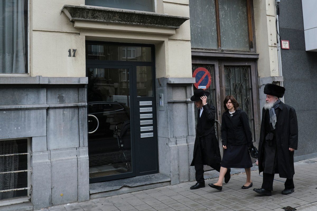Wojsko na ulicach Brukseli i Antwerpii. Ma chronić synagogi