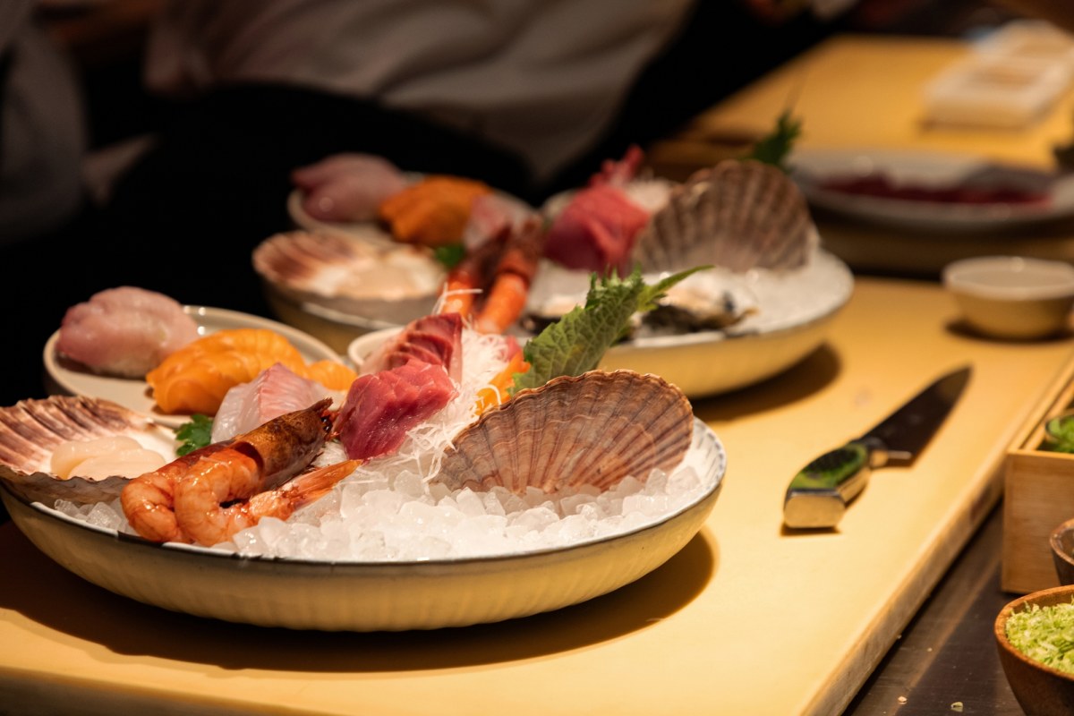 Surowe owoce morza zakazane w Neapolu. Gigantyczne kary dla restauracji