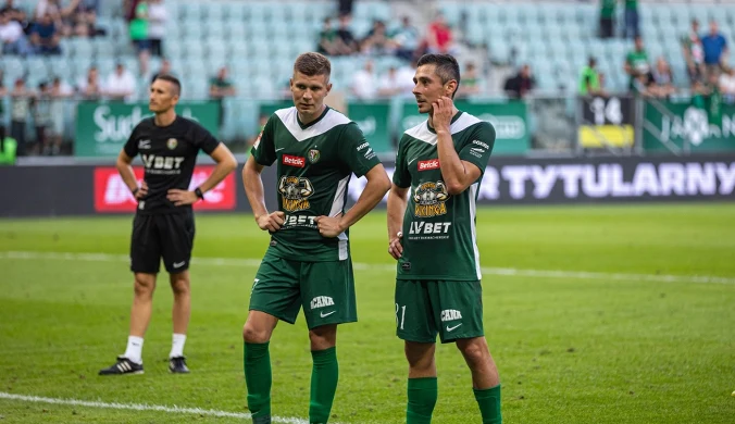 Oto kulisy pobicia zawodników Śląska. Jeden z nich został poważnie ranny