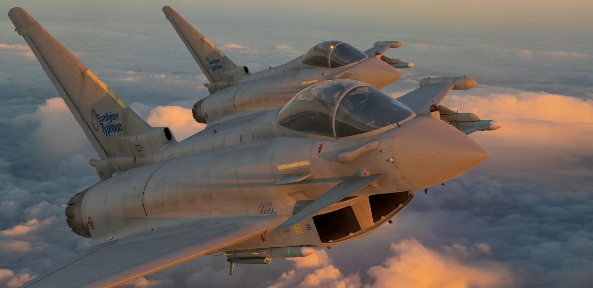 Niemieckie myśliwce Eurofighter EF-2000 kończą misję w Polsce. Samoloty bojowe stacjonowały w bazie lotniczej w Malborku, skąd wielokrotnie były podrywane celem ochrony polskiego nieba i wschodniej flanki NATO.