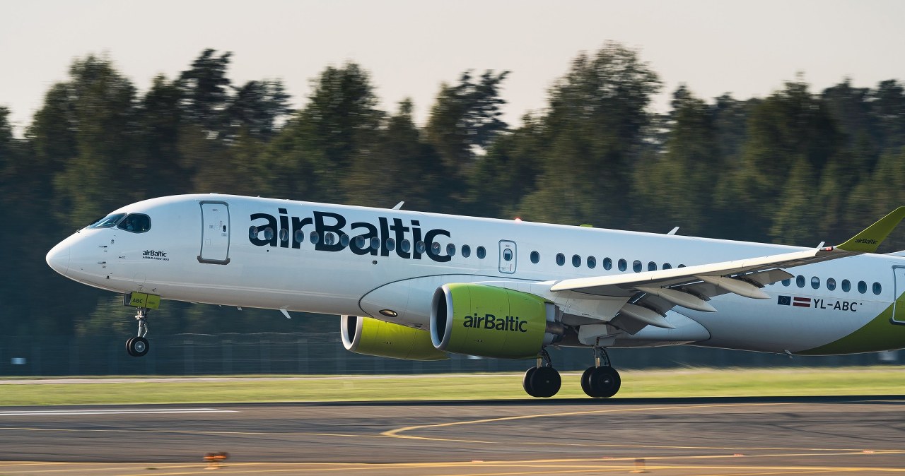 Na Kanary z trzech miast i darmowy Starlink w samolocie. Nowy hit z Polski!