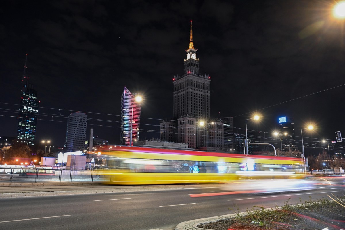 Ikoniczne budynki pogrążą się w mroku. Nadchodzi kolejna "Godzina dla Ziemi"