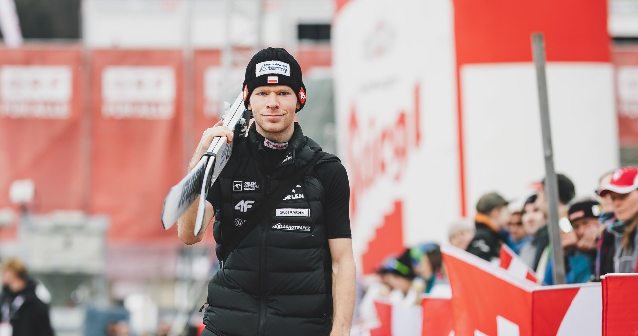 Życiowy sezon polskiego skoczka i nagroda na koniec. Pożegna idola