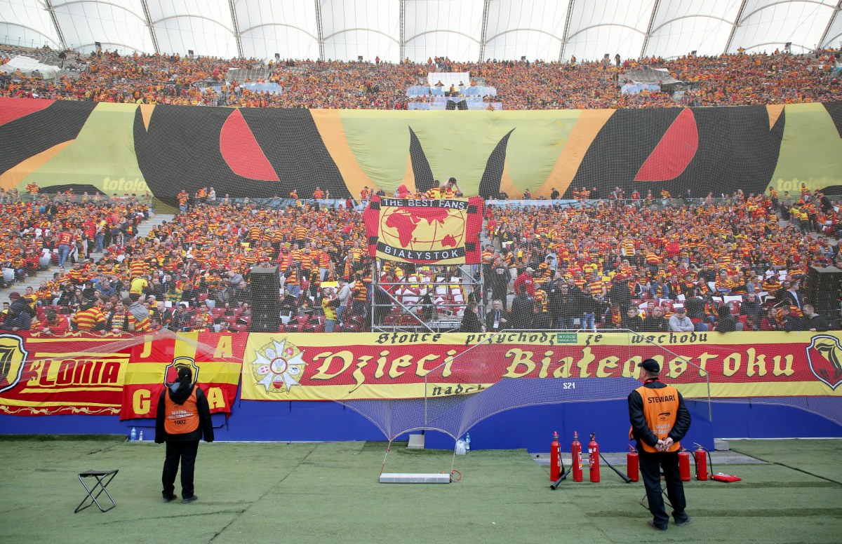 Sceny po meczu Jagielloni. Odpowie za napaść na fana z Belgii, tak się tłumaczy