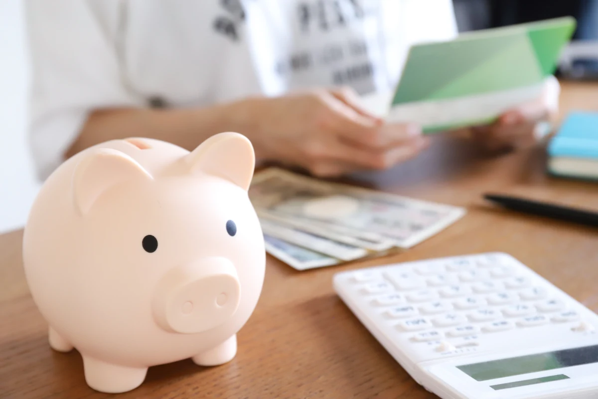 Realizacja ambitnych planów życiowych, takich jak odświeżenie wnętrza, zakup nowoczesnego najnowocześniejszego sprzętu proekologicznego czy sfinansowanie prestiżowego kursu, często wymaga kapitału środków wykraczających poza bieżące oszczędności. Korzystanie z dostępnych narzędzi mających na celu wsparcie finansowe to dziś nie „ostatnia deska ratunku”, ale element nowoczesnego stylu życia. Odpowiednie zarządzanie płynnością pozwala na czerpanie z życia tego, co najlepsze, bez odkładania marzeń planów na nieokreśloną przyszłość.