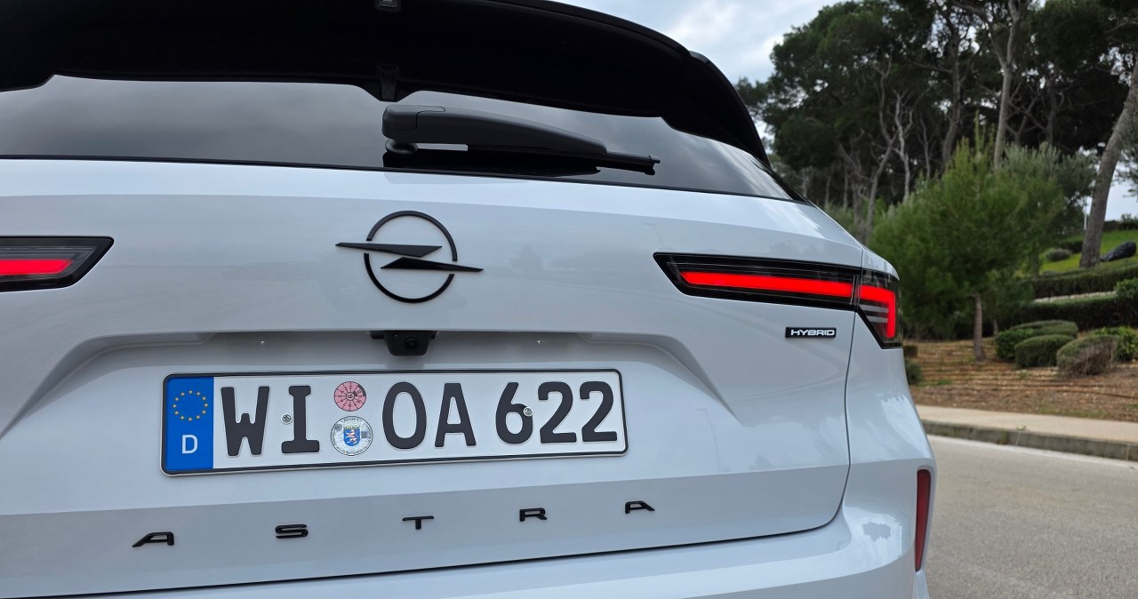 Rekordowa akcja serwisowa. 700 tys. hybryd z ryzykiem pożaru