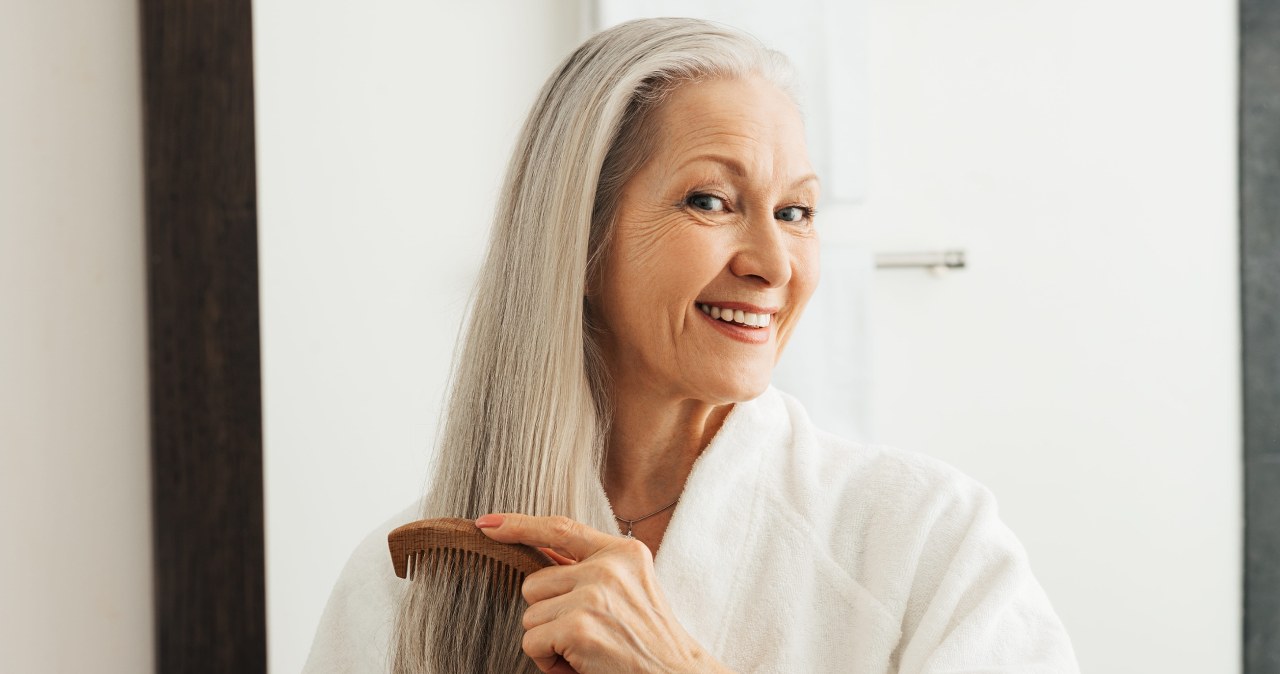 Babcie płukały w niej włosy, by były gęste i lśniące. Właśnie trwa sezon