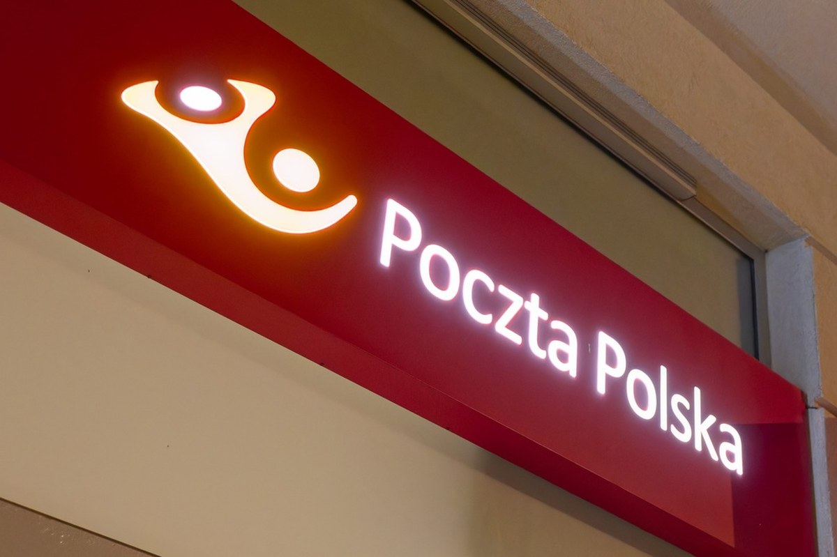 Prezes Poczty Polskiej odwołany. "Odbudowa pozycji spółki"