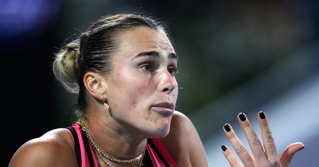 Świat czekał na półfinał z Rybakiną. 6:4, 4:2 dla Sabalenki i zwrot akcji