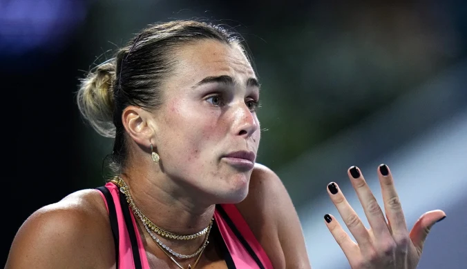 Świat czekał na półfinał z Rybakiną. 6:4, 4:2 dla Sabalenki i zwrot akcji