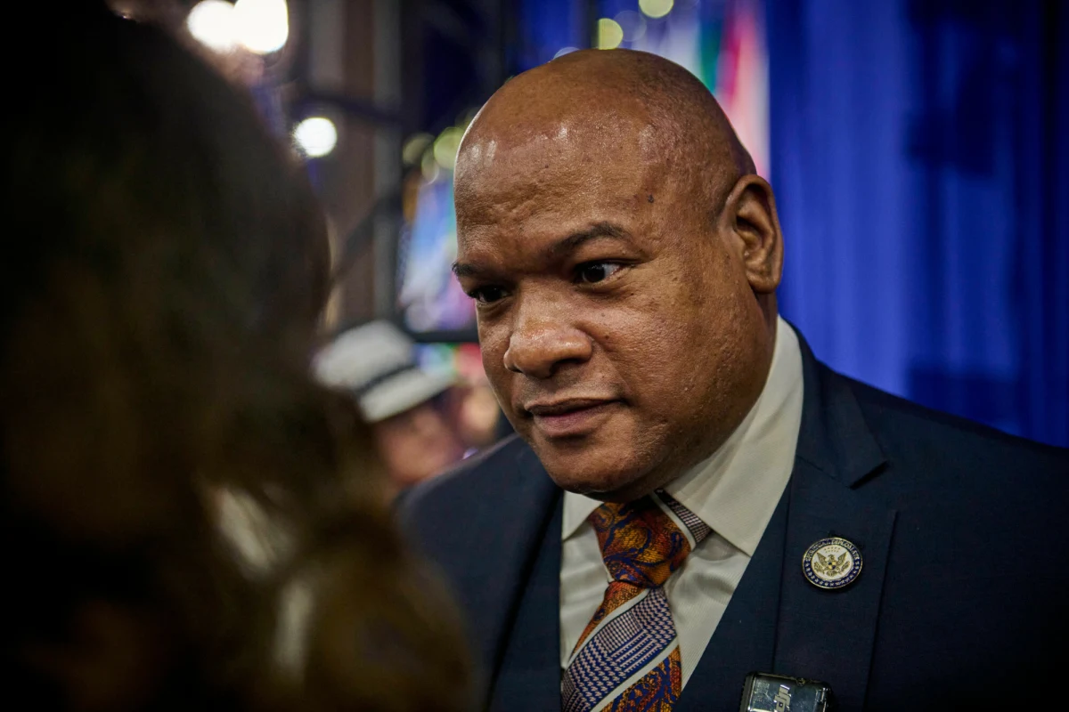 Pastor Mark Burns, jeden z duchowych doradców prezydenta Stanów Zjednoczonych Donalda Trumpa, ogłosił, że amerykański przywódca jest bliski zakończenia wojny z Iranem. Podkreślił też, że już wkrótce dojdzie do porozumienia między Rosją a Ukrainą.