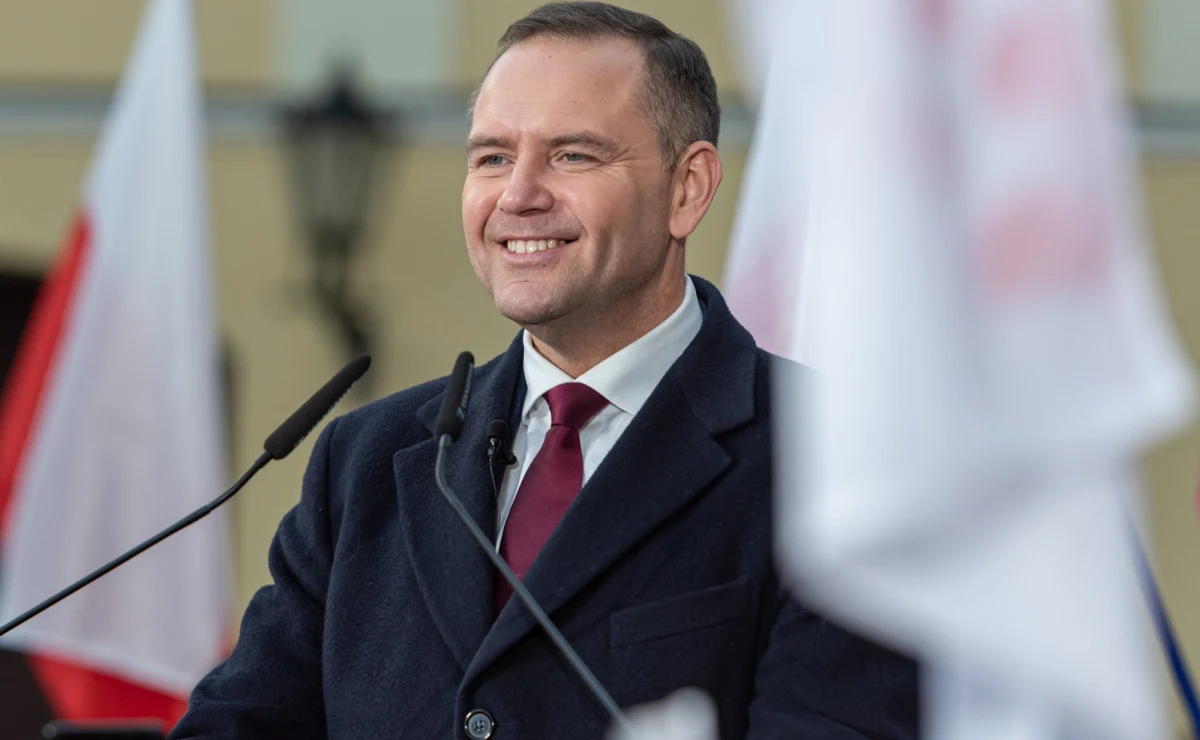 Wszystko wskazuje na to, że koalicji rządzącej nie uda się zebrać wystarczającej liczby głosów, by odrzucić prezydenckie weto do ustawy zmieniającej Kodeks postępowania karnego - ustalił reporter RMF FM Kacper Wróblewski. Decyzja prezydenta Karola Nawrockiego wywołała falę protestów, głównie na stadionach piłkarskich. Politycy opozycji zapowiadają, że nie poprą próby odrzucenia weta, co praktycznie przesądza losy ustawy.