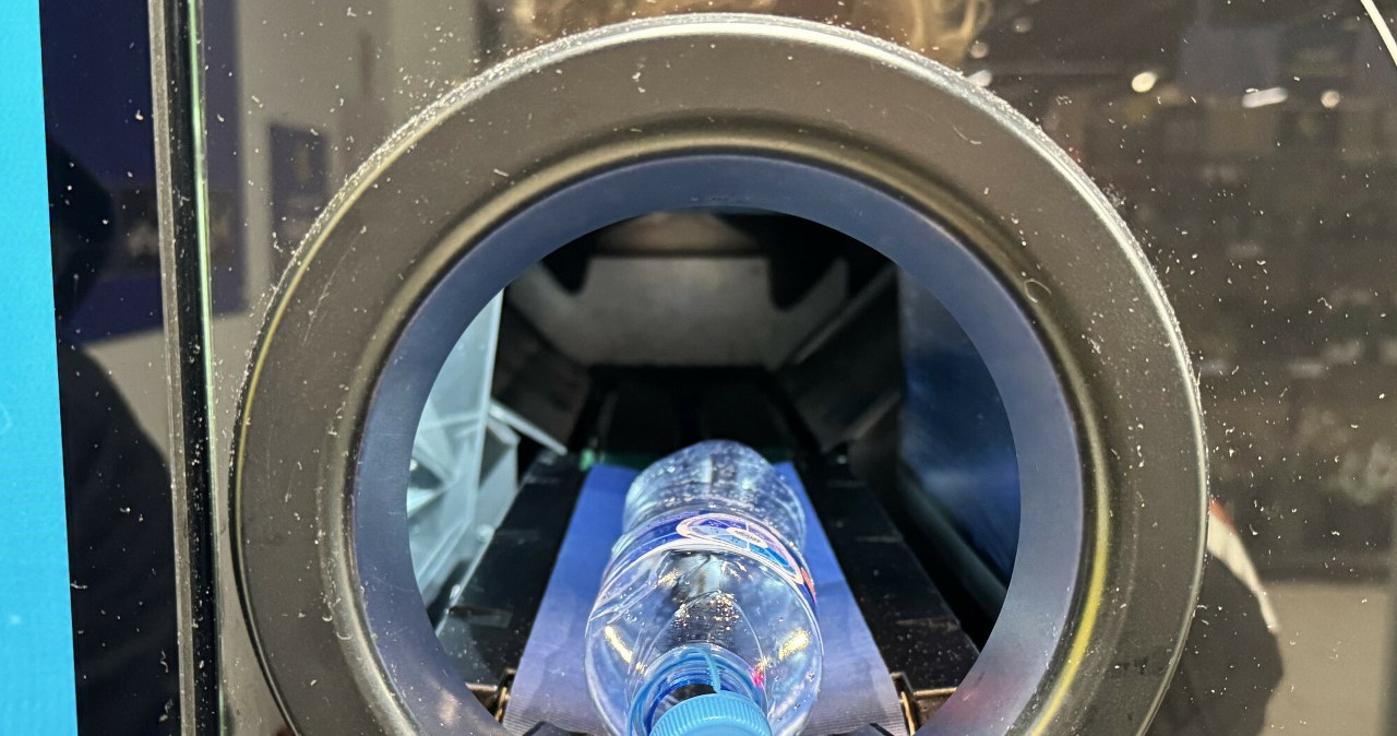 Jak odzyskać kaucję za butelki, gdy butelkomat nie działa? Jak odzyskać kaucję za butelki, gdy butelkomat nie działa?