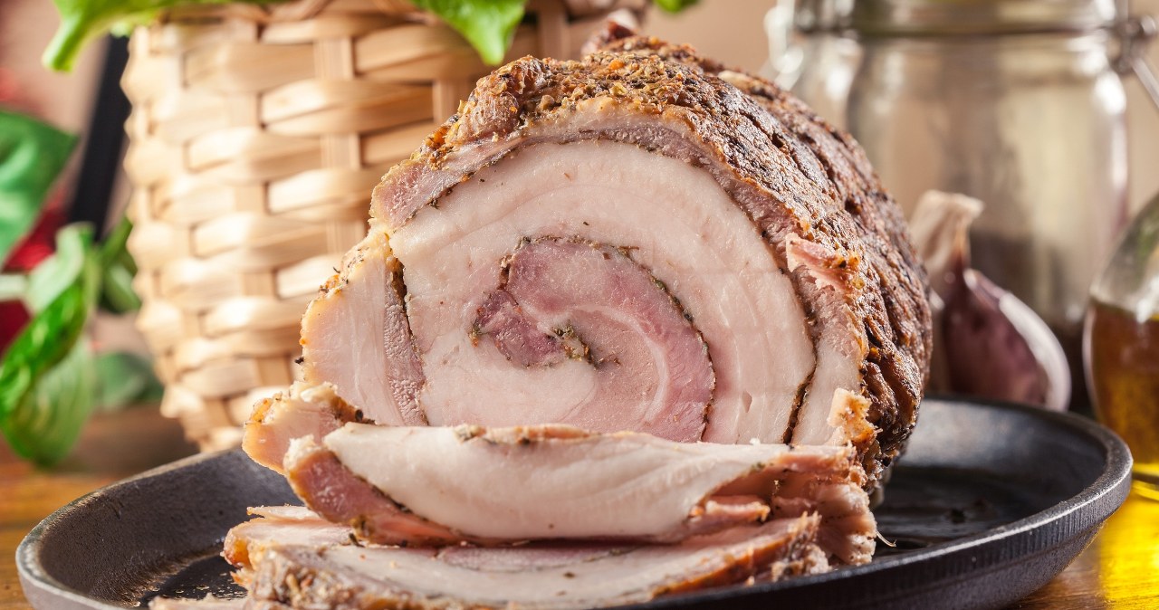 To prawdopodobnie najlepszy przepis na boczek rolowany. Jest doskonały