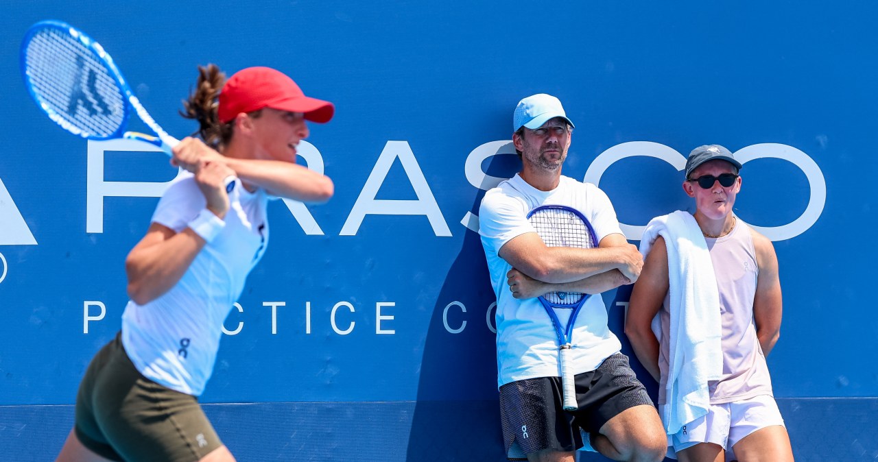 Fissette zwolniony, legenda komentuje ruch Świątek. Padły słowa o Abramowicz