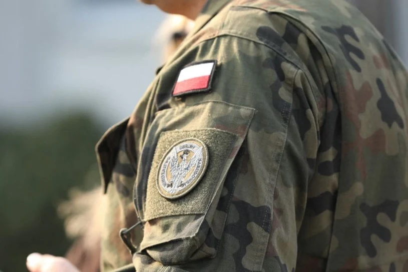 Polacy z jasną opinią ws. zmian w wojsku. Większość wskazała jedną opcję