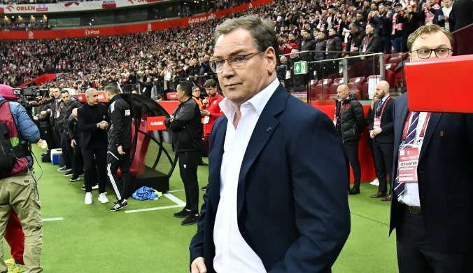 Emocje na boisku, ale wszyscy patrzyli na Urbana. Jedno zwraca uwagę