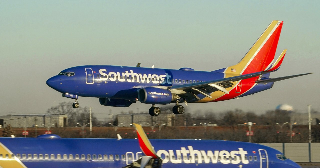 Podatek od wagi. Nowe zasady w liniach lotniczych wywołały burzę