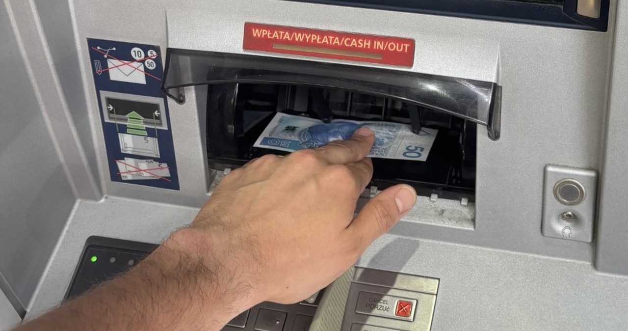 Wpłata przekroczy tę kwotę, dowie się skarbówka. Banki informują urząd