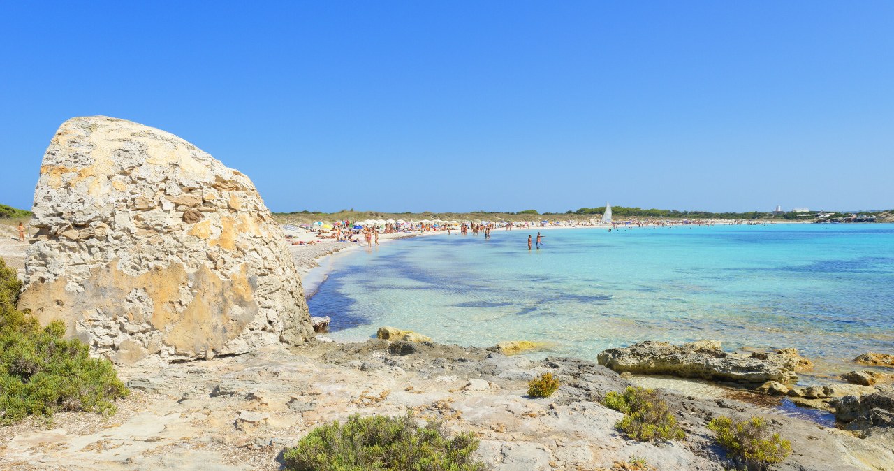 Wyspy, które "przechytrzyły" masową turystykę. Są blisko, w Europie