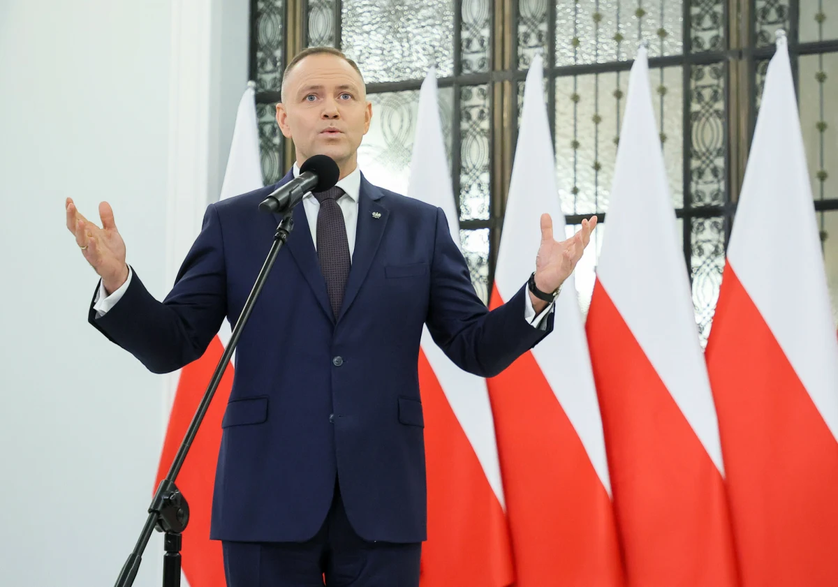 Prezydent Karol Nawrocki po powrocie z wizyty w USA ma poinformować o działaniach dotyczących Trybunału Konstytucyjnego - przekazał rzecznik prezydenta Rafał Leśkiewicz. Wizyta głowy państwa zaplanowana jest na najbliższy weekend. 