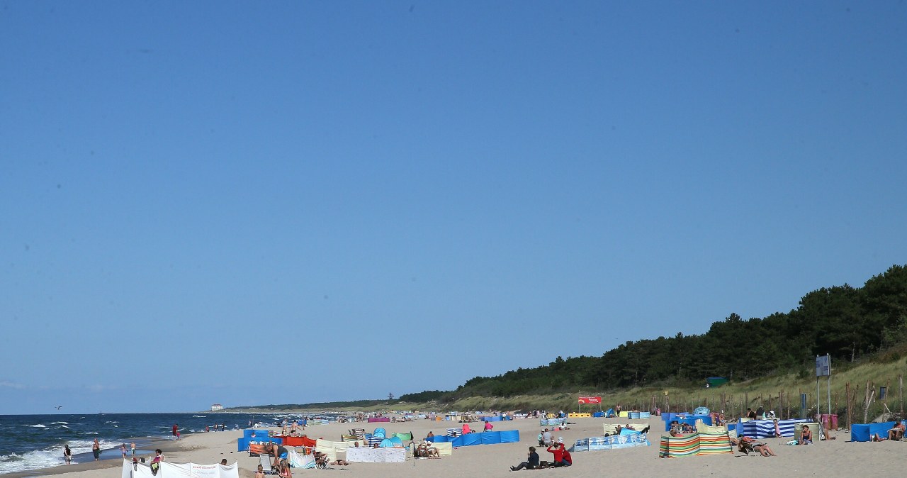 Urlop nad Bałtykiem? Zamiast Kołobrzegu czy Trójmiasta wybierz to miejsce