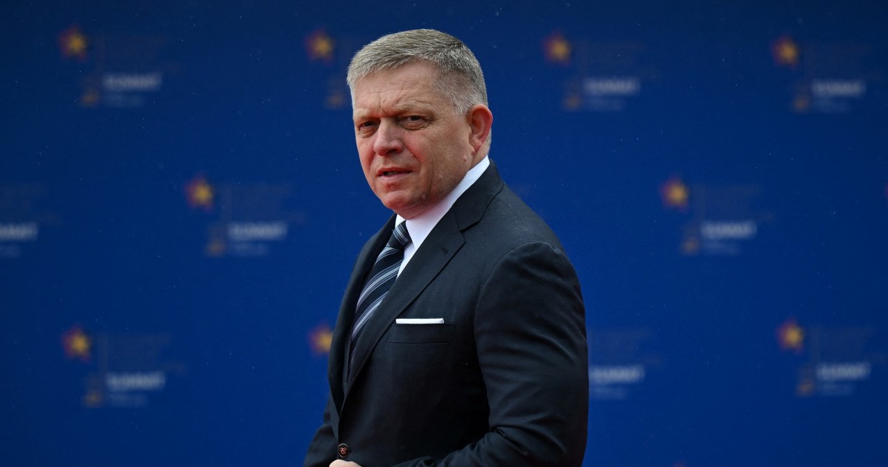 Zarzucają premierowi zdradę stanu. Słowacka policja wszczęła dochodzenie