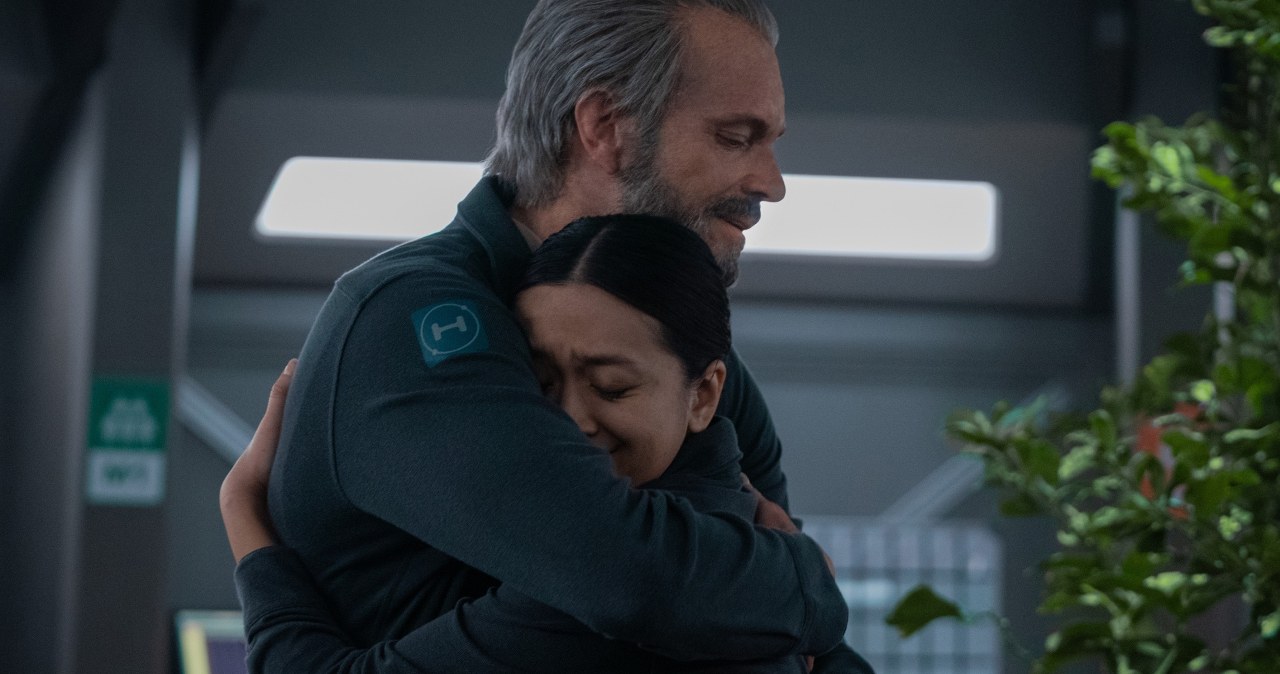 Epickie widowisko scienc fiction. Wielowątkowa opowieść o rodzinie i kosmosie