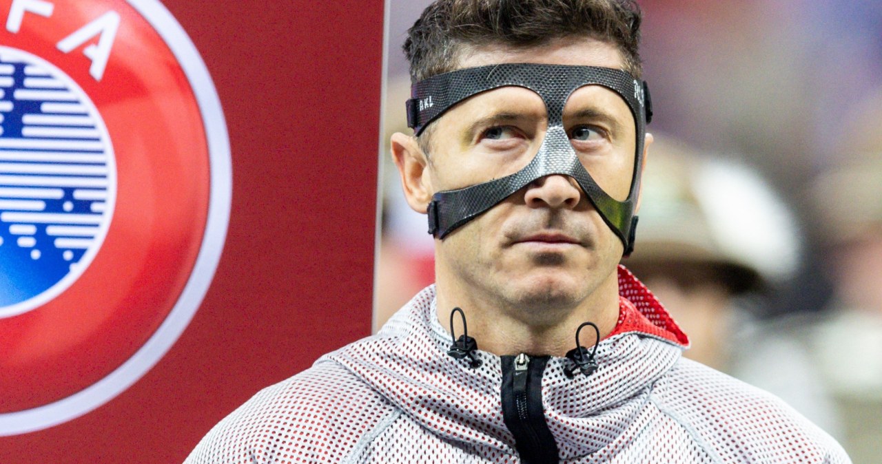 Przykre wieści. Nowy kontrakt Lewandowskiego "skasowany". Nie ma zgody