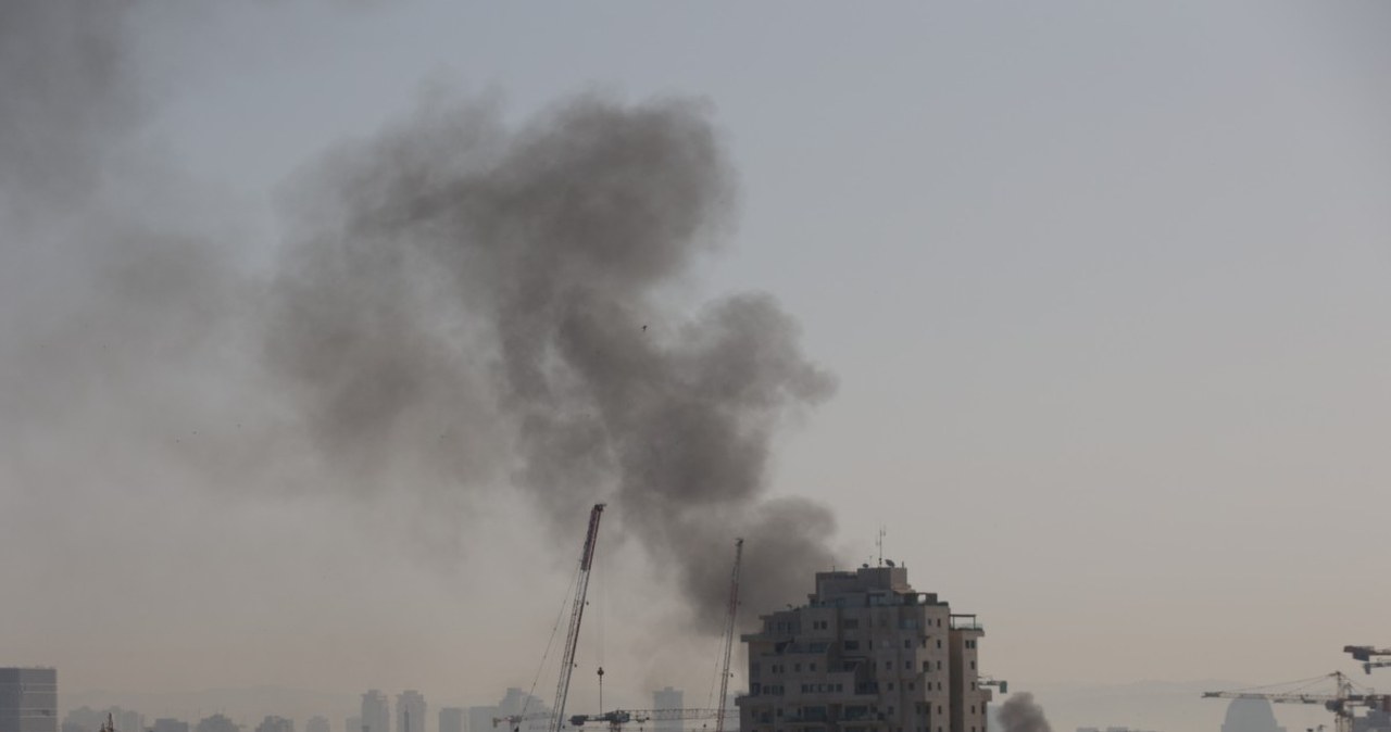 Izrael zaatakowany przez Huti. Przystąpili do wojny po stronie Iranu Izrael zaatakowany przez Huti. Przystąpili do wojny po stronie Iranu