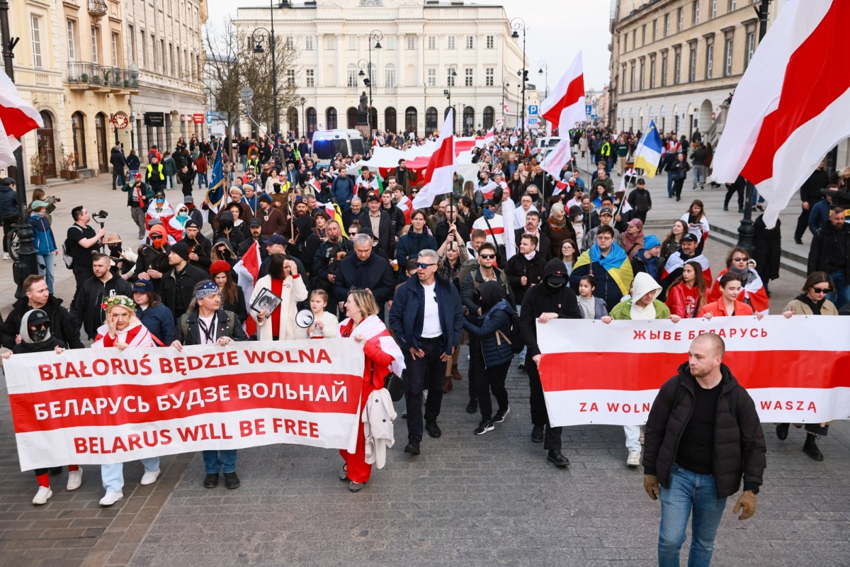 "Bez wolnej Białorusi nie będzie bezpiecznej Polski". Marsz z okazji Dnia Wolności