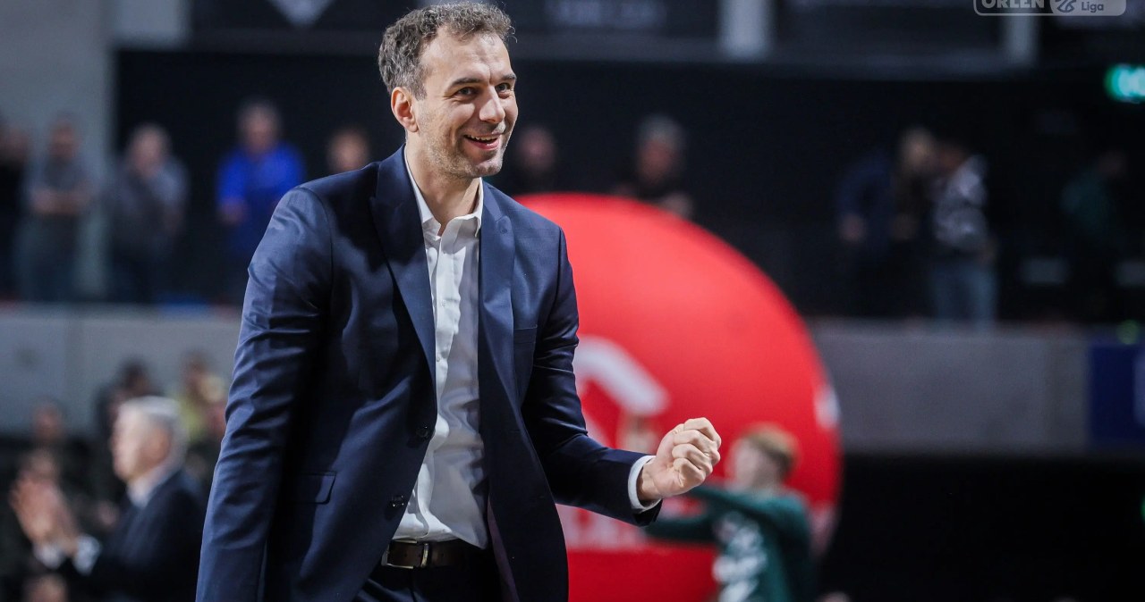 Polski trener robi furorę. Podjął zaskakującą decyzję. Ujawnia, dlaczego