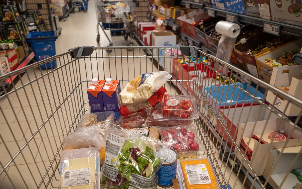 Smerfy ruszą na przedświąteczne zakupy? Dziś niedziela handlowa