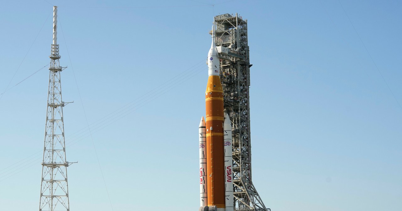 Sekretny samolot RAT55 pojawił się podczas startu misji Artemis II. Po co?