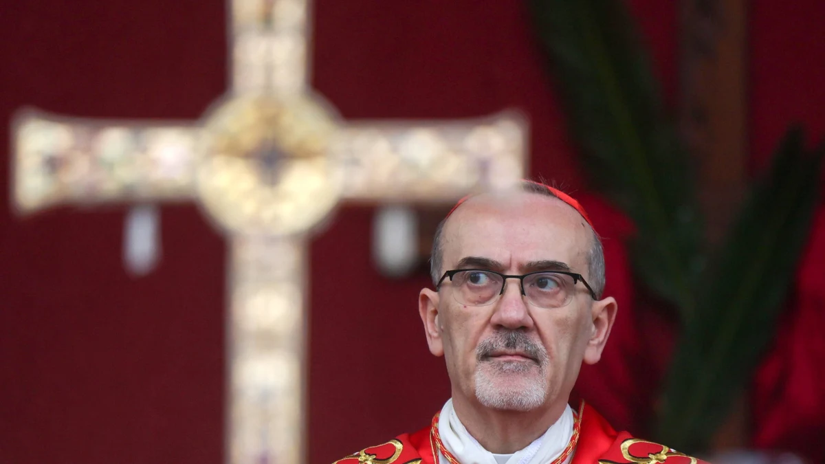 Izraelska policja w Niedzielę Palmową nie pozwoliła wejść na mszę do Bazylki Grobu Pańskiego kardynałowi Pierbattiście Pizzaballi, łacińskiemu patriarsze Jerozolimy, i ojcu Francesco Ielpo, kustoszowi Ziemi Świętej - poinformował patriarchat Jerozolimy. "Obaj zostali zatrzymani po drodze, kiedy szli tam prywatnie, bez jakichkolwiek oznak procesji czy ceremoniału i zostali zawróceni" - poinformowano. Prezydent Izraela Izaak Herzog oświadczył, że "incydent wynikał z obaw o bezpieczeństwo". Później biuro premiera Benjamina Netanjahu zapewniło, że przywódcy chrześcijańscy będą mogli odprawiać msze w Bazylice Grobu Pańskiego.