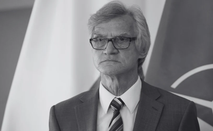 Nie żyje Kazimierz Nowaczyk. Był przewodniczącym podkomisji smoleńskiej