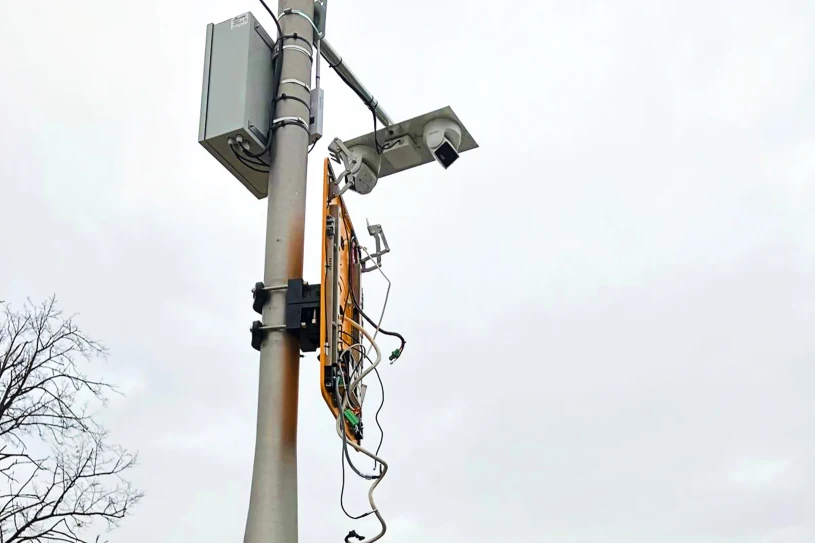 Fotoradar rekordzista znów uszkodzony. Monitoring nie pomógł