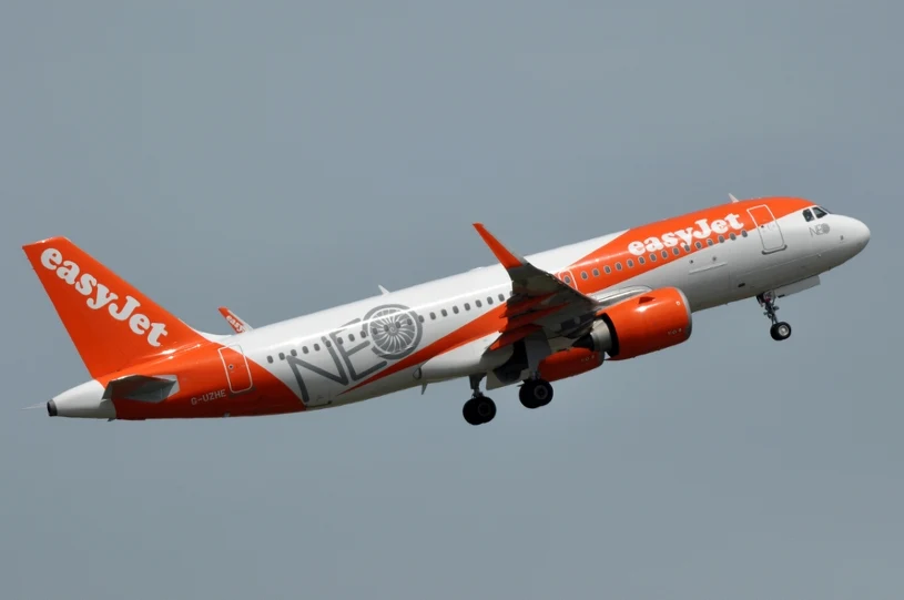 Więcej miejsca na nogi w easyJet. Nowoczesne i lżejsze fotele już wkrótce