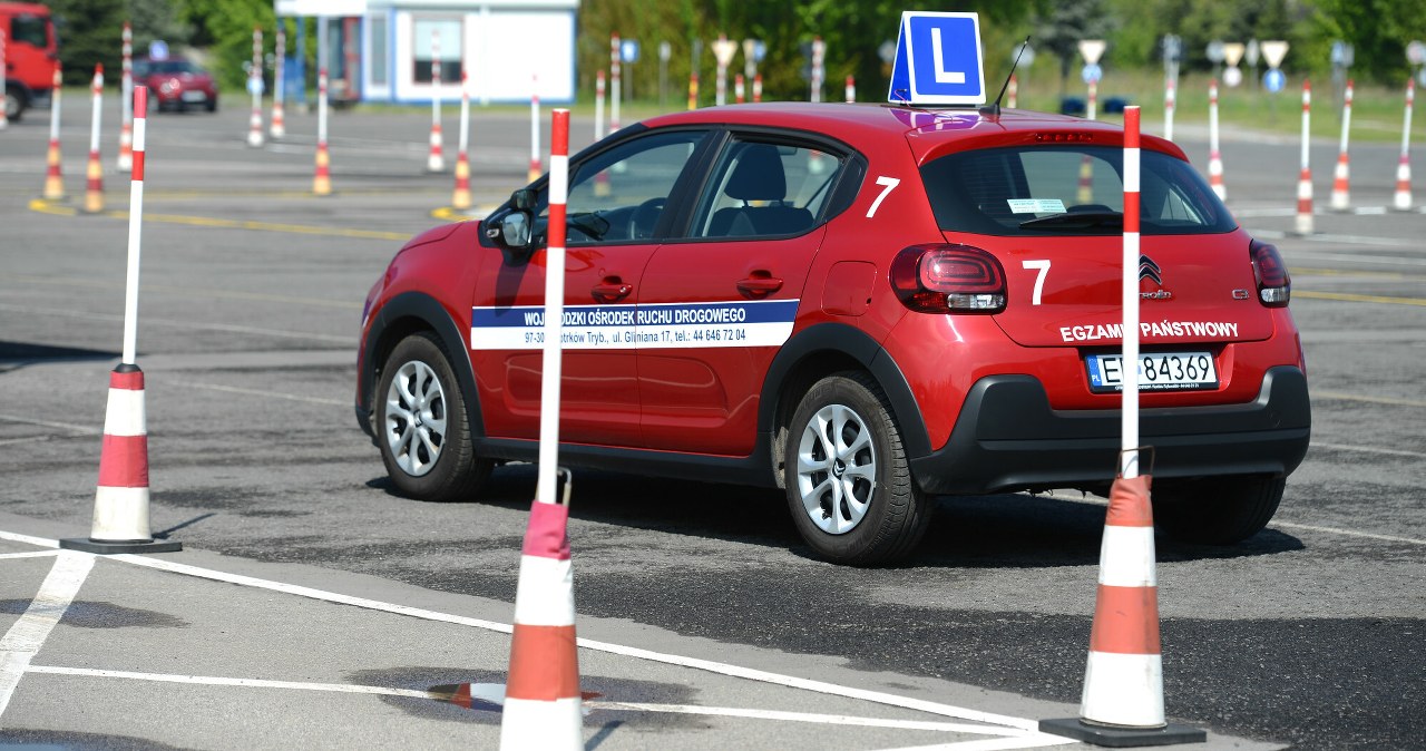 Są szczegóły zmian w egzaminach na prawo jazdy. Likwidacja placu i co jeszcze?