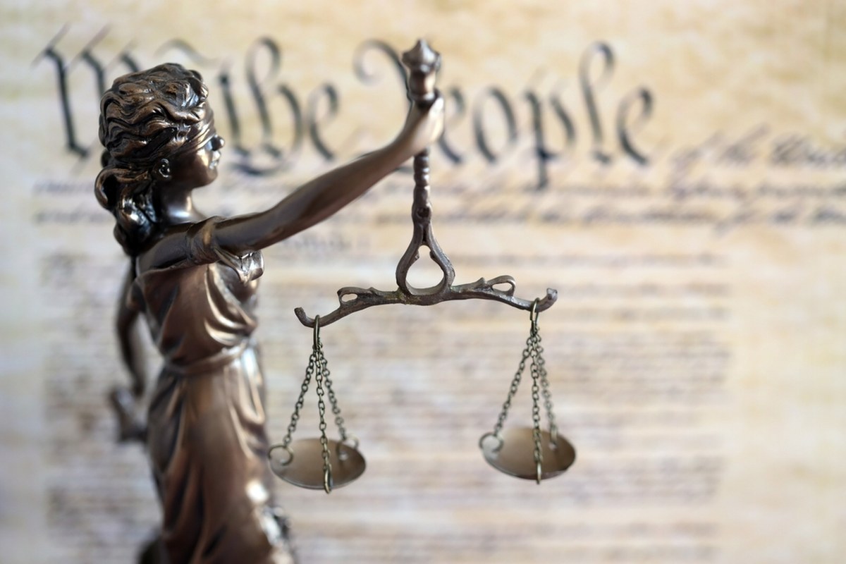 "Chorego łatwo oszukać". Naturopata pozbawił dwie kobiety szans na uratowanie życia