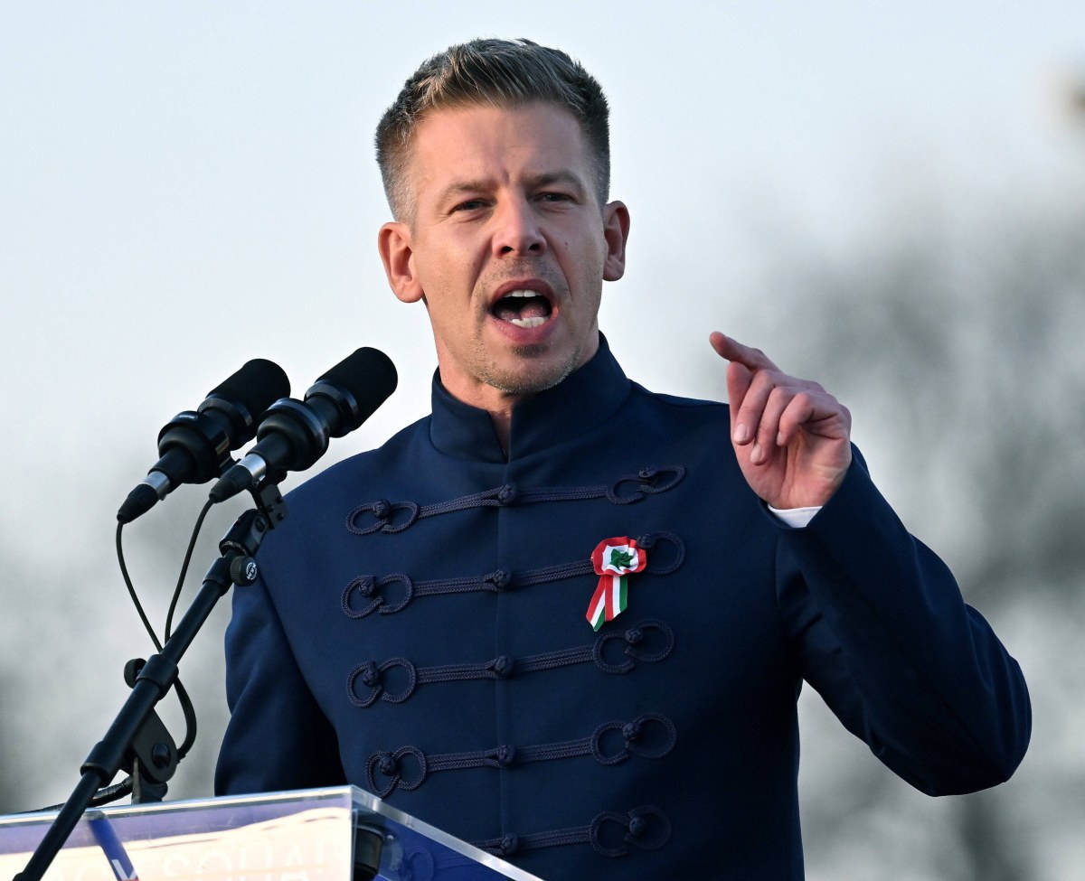 Peter Magyar reaguje na "freudowskie przejęzyczenie" szefa MSZ Węgier