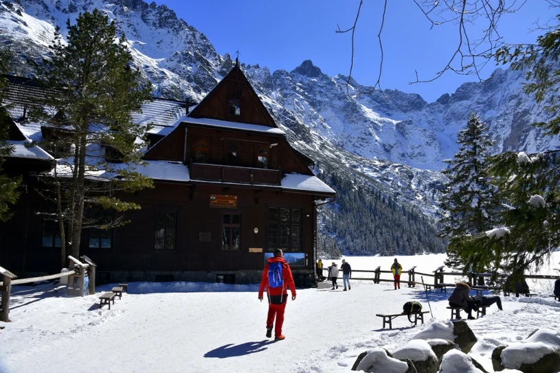 Pilny komunikat TPN - droga do Morskiego Oka zamknięta. Wysokie ryzyko
