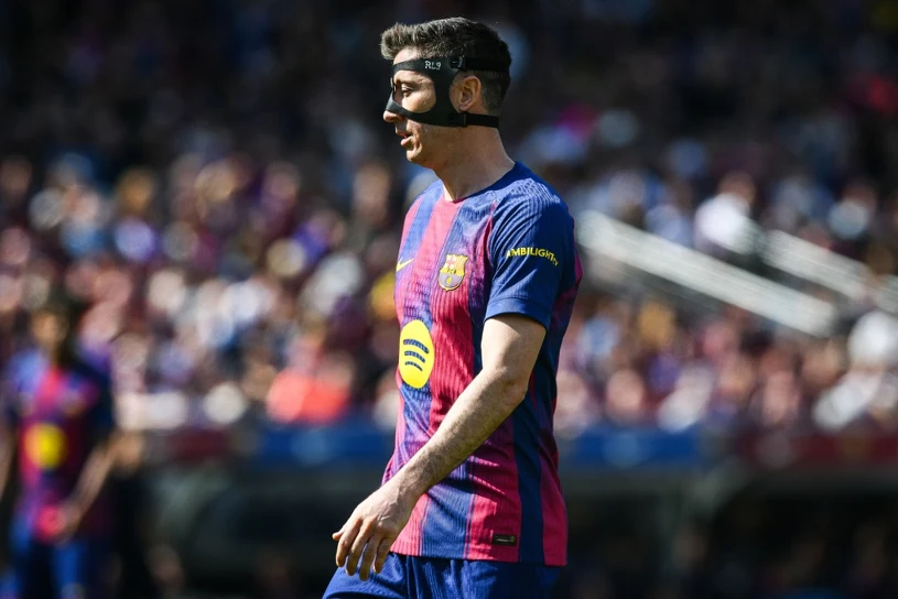 Ruch Barcy, sensacyjny transfer wisi w powietrzu. On może zastąpić "Lewego"